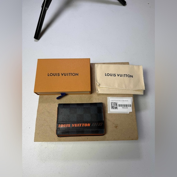 Used Louis Vuitton 2019 Damier Graphite Pattern Pocket Organizer w/ Tags - Picture 1 of 14